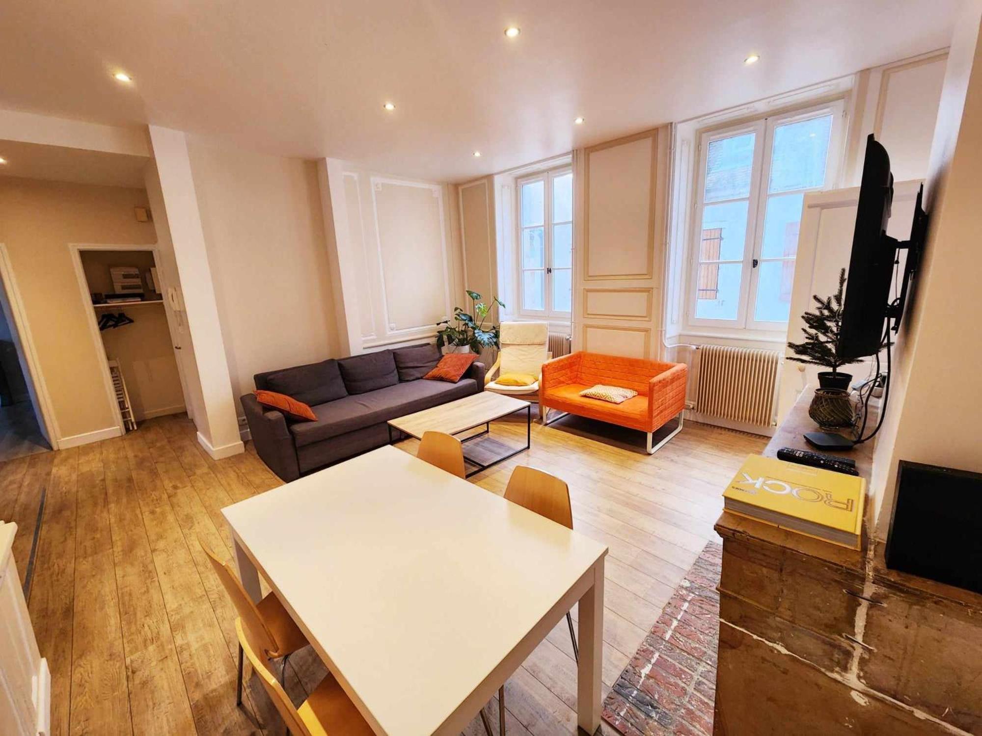גרה Appartement De Louise Et Adrien מראה חיצוני תמונה